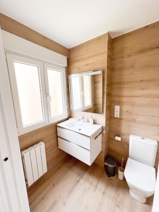 Rooms Laredo Bagian luar foto