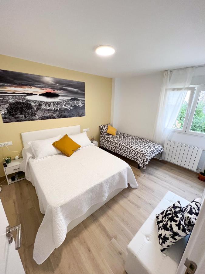 Rooms Laredo Bagian luar foto