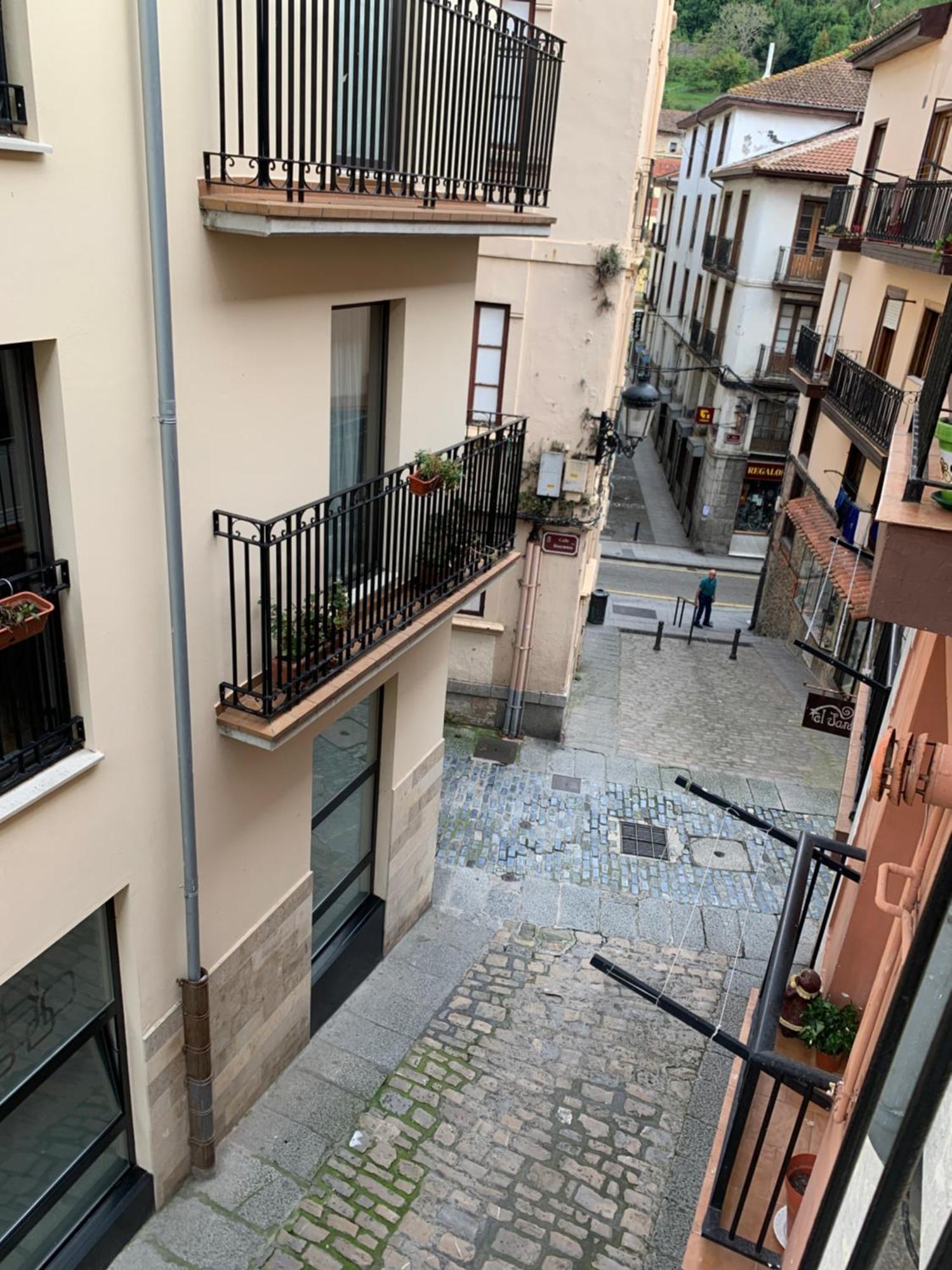 Rooms Laredo Bagian luar foto